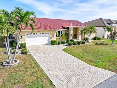 Very Desired 3/2/2, split floor plan, open concept, 2,459sf on Twin Isles Country Club in Florida - for sale on GolfHomes.com, golf home, golf lot