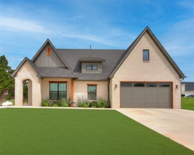 Stunning Golf Course Home in Guthrie - Motivated Sellers on Cedar Valley Golf Club in Oklahoma - for sale on GolfHomes.com, golf home, golf lot