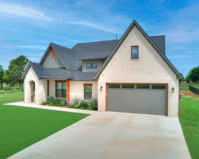 Stunning Golf Course Home in Guthrie - Motivated Sellers on Cedar Valley Golf Club in Oklahoma - for sale on GolfHomes.com, golf home, golf lot