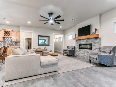 Stunning Golf Course Home in Guthrie - Motivated Sellers on Cedar Valley Golf Club in Oklahoma - for sale on GolfHomes.com, golf home, golf lot