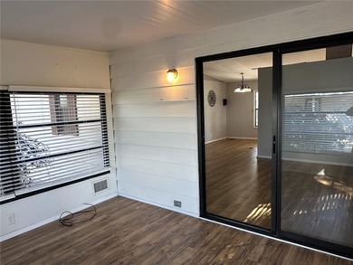 A High-End yet, laid back 55 Plus Community near Orlando, FL! on Zellwood Station Country Club in Florida - for sale on GolfHomes.com, golf home, golf lot