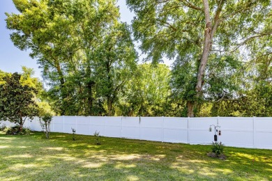 SUMMERGLEN GOLF COURSE COMMUNITY Lot 709. Gorgeous home with on Summerglen Country Club in Florida - for sale on GolfHomes.com, golf home, golf lot