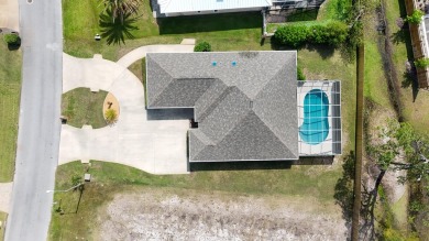Come see this Stunning one owner custom home that offers 3 bed on Hombre Golf Club in Florida - for sale on GolfHomes.com, golf home, golf lot