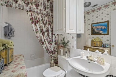 This 4 bedrooms, 3 bathrooms (one is a Jack and Jill) home on Mount Pleasant Country Club in Texas - for sale on GolfHomes.com, golf home, golf lot