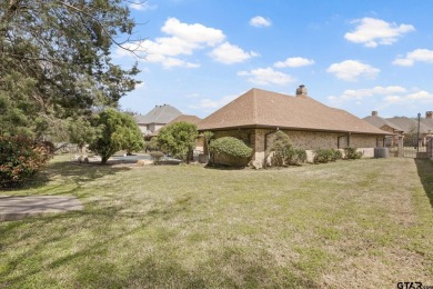 This 4 bedrooms, 3 bathrooms (one is a Jack and Jill) home on Mount Pleasant Country Club in Texas - for sale on GolfHomes.com, golf home, golf lot