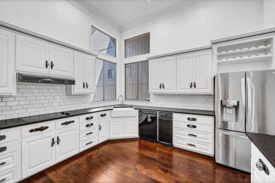 BEST VALUE IN HORSESHOE BAY! Large golf course townhouse on the on Ram Rock Golf Course in Texas - for sale on GolfHomes.com, golf home, golf lot