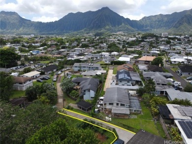 A Windward hidden gem REMODELED in 2017 great for on Bayview Golf Park in Hawaii - for sale on GolfHomes.com, golf home, golf lot