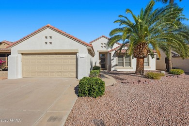 Come and see this freshly remodeled 2 bedroom plus den, 2 bath on Desert Springs Golf Course in Arizona - for sale on GolfHomes.com, golf home, golf lot