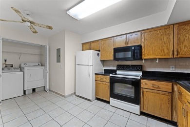 Recently vacated and ready to move in! Rare opportunity to own on Ventura Country Club in Florida - for sale on GolfHomes.com, golf home, golf lot