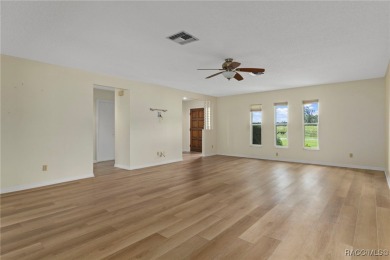 Beautiful Golf Course Home - Move-In Ready! Perfectly maintained on Inverness Golf and Country Club in Florida - for sale on GolfHomes.com, golf home, golf lot