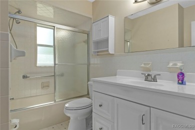 Beautiful Golf Course Home - Move-In Ready! Perfectly maintained on Inverness Golf and Country Club in Florida - for sale on GolfHomes.com, golf home, golf lot