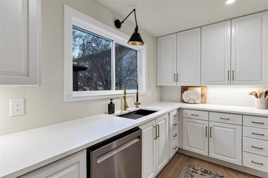 Completely renovated lakefront home in DeCordova Bend Estates on De Cordova Bend Country Club in Texas - for sale on GolfHomes.com, golf home, golf lot