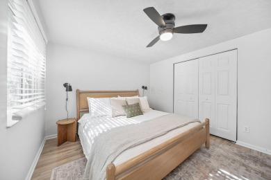 Hilliard Schools and Columbus Taxes. Welcome to this stunning 3 on Raymond Memorial Golf Course in Ohio - for sale on GolfHomes.com, golf home, golf lot