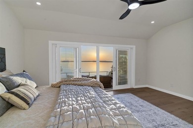 Completely renovated lakefront home in DeCordova Bend Estates on De Cordova Bend Country Club in Texas - for sale on GolfHomes.com, golf home, golf lot