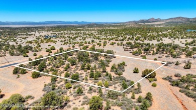 Discover exceptional privacy and SPECTACULAR panoramic views on Talking Rock Golf Club in Arizona - for sale on GolfHomes.com, golf home, golf lot