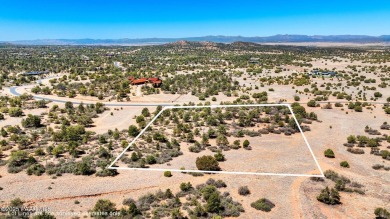 Discover exceptional privacy and SPECTACULAR panoramic views on Talking Rock Golf Club in Arizona - for sale on GolfHomes.com, golf home, golf lot