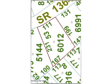 Beautiful , wooded homesite in the great long time established on Washington Yacht and Country Club in North Carolina - for sale on GolfHomes.com, golf home, golf lot