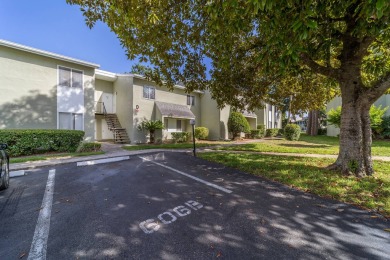 Seller to pay ONE FULL YEAR OF CONDO FEES on this freshly on Country Club At Silver Springs Shores in Florida - for sale on GolfHomes.com, golf home, golf lot