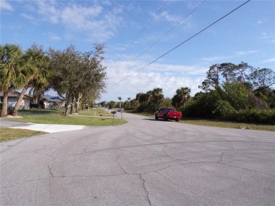 This lot is on a quiet street that would be a great place to on Rotonda Golf and Country Club The Palms Course in Florida - for sale on GolfHomes.com, golf home, golf lot