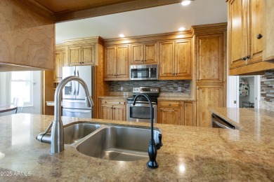 Completely updated 2BR, 2BA w/golf cart garage Ventana model in on Cottonwood Country Club in Arizona - for sale on GolfHomes.com, golf home, golf lot