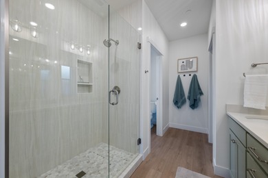 **Top-Floor Desert Color Condo - Fully Furnished & Neat as a on Sunriver Golf Club in Utah - for sale on GolfHomes.com, golf home, golf lot