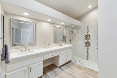 Completely updated 2BR, 2BA w/golf cart garage Ventana model in on Cottonwood Country Club in Arizona - for sale on GolfHomes.com, golf home, golf lot