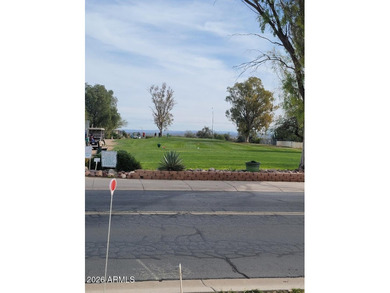 This is an amazing lot on the golf course. An oversized lot with on 3 Parks Fairways in Arizona - for sale on GolfHomes.com, golf home, golf lot