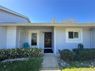 Enjoy maintenance-free living in this well-maintained 2-bedroom on Beacon Woods Golf Club in Florida - for sale on GolfHomes.com, golf home, golf lot