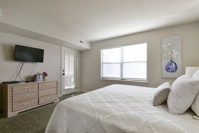 Discover this 2BR/2BA, Turn-key Walk-in Condo nestled within the on Pointe Royale Village Country Club in Missouri - for sale on GolfHomes.com, golf home, golf lot