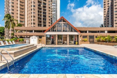 $10,000 SELLER'S CREDIT! A rare high floor 3 bdrm / 2 bath condo on Pearl Country Club in Hawaii - for sale on GolfHomes.com, golf home, golf lot