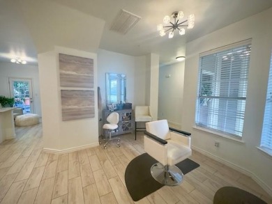 Beautifully updated end-unit townhome in a wonderful north Plano on Ridgeview Ranch Golf Club in Texas - for sale on GolfHomes.com, golf home, golf lot