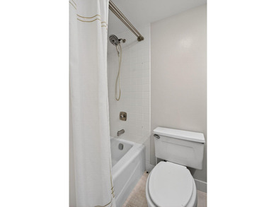 Stunning 2-bedroom, 2-bath condo on the 9th floor with on Palm-Aire Country Club and Resort - Palms in Florida - for sale on GolfHomes.com, golf home, golf lot