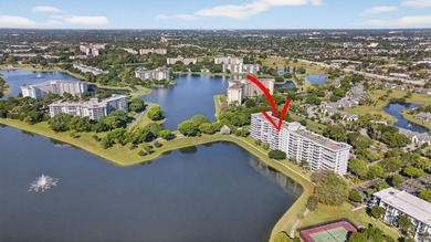 Stunning 2-bedroom, 2-bath condo on the 9th floor with on Palm-Aire Country Club and Resort - Palms in Florida - for sale on GolfHomes.com, golf home, golf lot