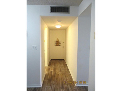 REDUCED!!!**OWNERS WANT OFFERS!!!WELCOME HOME!!! HARDLEY LIVED on Colony West Country Club in Florida - for sale on GolfHomes.com, golf home, golf lot