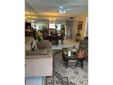 Beautiful, spacious and well kept 1 bedroom condo with 1 and a on Sunrise Lakes Phase III in Florida - for sale on GolfHomes.com, golf home, golf lot