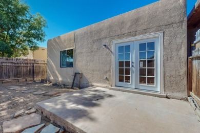 This 3-bed 2-bath townhome in Ladera West is light, bright & on Ladera Golf Course  in New Mexico - for sale on GolfHomes.com, golf home, golf lot