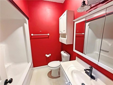 Welcome to 561 Lakeview Rdg. Located in the gated StillWaters on Stillwaters Golf and Country Club in Alabama - for sale on GolfHomes.com, golf home, golf lot