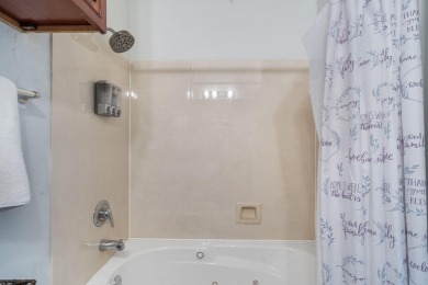 Rare find! This true one bedroom (not studio) condo in the on Ledgestone Country Club and Golf Course in Missouri - for sale on GolfHomes.com, golf home, golf lot