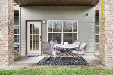 Rare find! This true one bedroom (not studio) condo in the on Ledgestone Country Club and Golf Course in Missouri - for sale on GolfHomes.com, golf home, golf lot