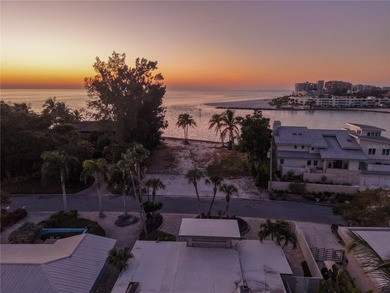 Gulf-Front Opportunity in Lido Shores -- 127 Feet on the Open on Links on Longboat Golf Club in Florida - for sale on GolfHomes.com, golf home, golf lot