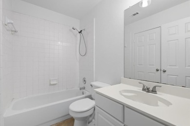 Beautifully updated and move-in ready, this 4-bedroom, 3.5-bath on Stewart Peninsula Golf Course in Texas - for sale on GolfHomes.com, golf home, golf lot