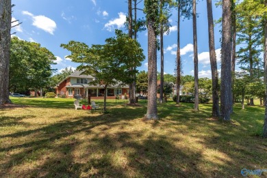Stunning 4BR, 3.5BA home in desirable Hampton Cove on the 9th on Hampton Cove Golf Course in Alabama - for sale on GolfHomes.com, golf home, golf lot