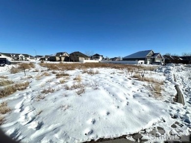 Looking for that perfect larger corner lot to build your dream on Sage Lakes Municipal Golf Course in Idaho - for sale on GolfHomes.com, golf home, golf lot