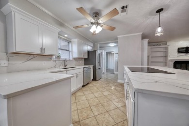 Don't Miss Out on This Wonderful Hideaway Home!

Discover on Hide-A-Way Lake Golf Course in Texas - for sale on GolfHomes.com, golf home, golf lot