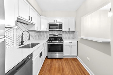 Updated 2 BR/1.5 BA with heated garage space included. This unit on Evanston Golf Club in Illinois - for sale on GolfHomes.com, golf home, golf lot