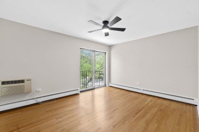 Updated 2 BR/1.5 BA with heated garage space included. This unit on Evanston Golf Club in Illinois - for sale on GolfHomes.com, golf home, golf lot