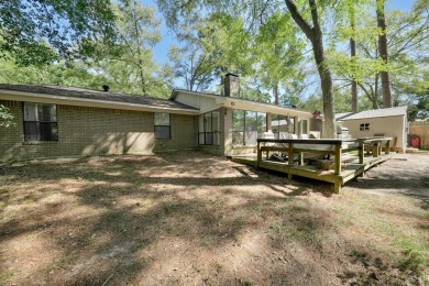 Don't Miss Out on This Wonderful Hideaway Home!

Discover on Hide-A-Way Lake Golf Course in Texas - for sale on GolfHomes.com, golf home, golf lot