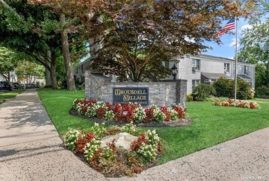 Welcome to this bright, first-floor corner unit in Trousdell on Glen Head Country Club in New York - for sale on GolfHomes.com, golf home, golf lot