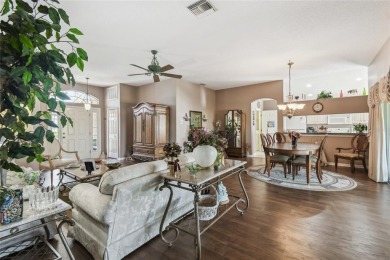 MOVE IN READY - PREMIER LOCATION - END UNIT - FURNISHED on Heritage Pines Country Club in Florida - for sale on GolfHomes.com, golf home, golf lot