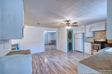 Charming Downtown Uvalde Gem with Rustic Character and Modern on Uvalde Memorial Park Golf Course in Texas - for sale on GolfHomes.com, golf home, golf lot